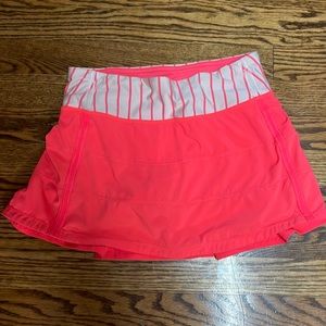 LuluLemon bright coral and stripe Pace Rival tennis skirt size 2 good condition